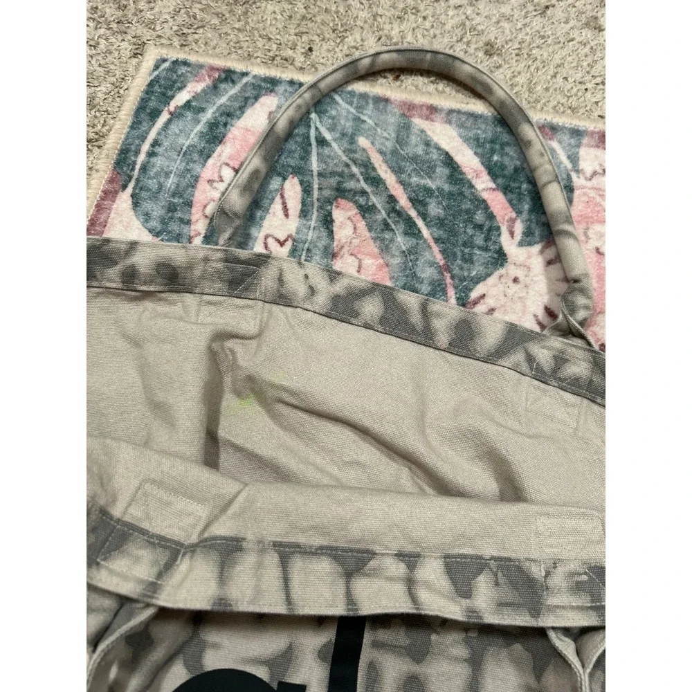 Vera Bradley Hanging Travel Organizer Quilted Toiletry Bag Blue Green Floral